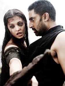 Aishwarya and Abhishek in Raavan Aishwarya and Abhishek in Raavan